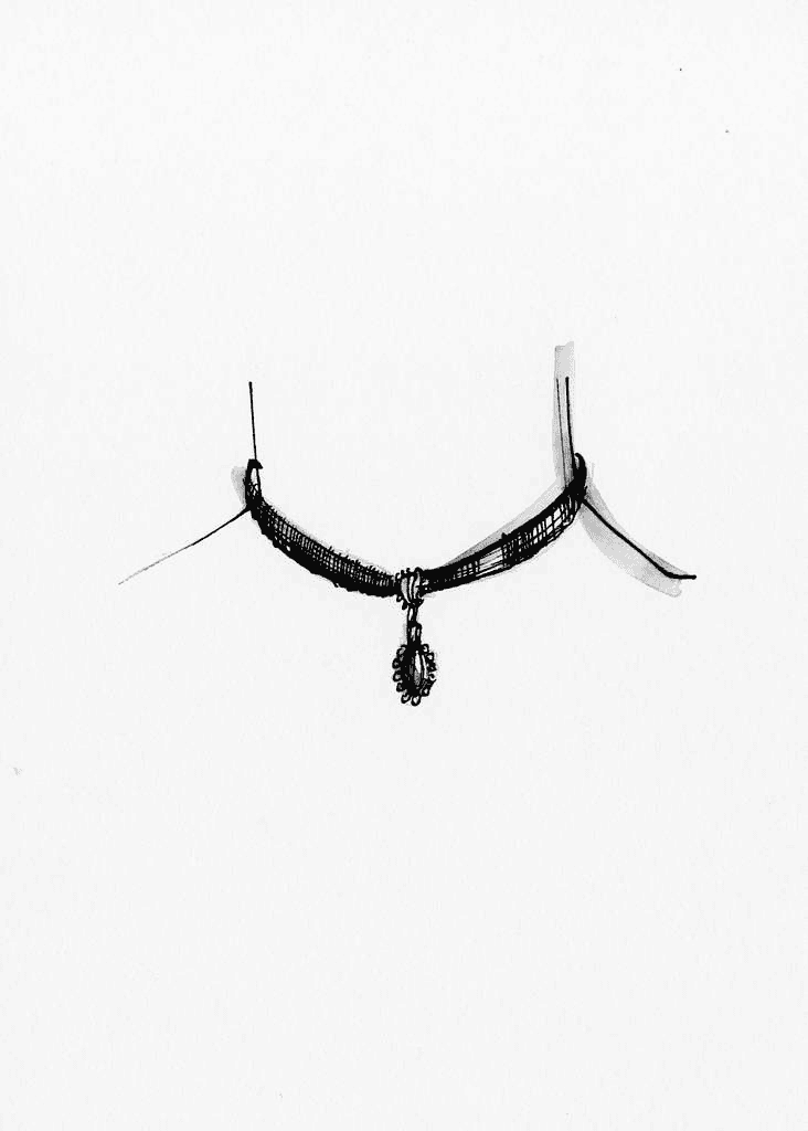 An image of a choker necklace